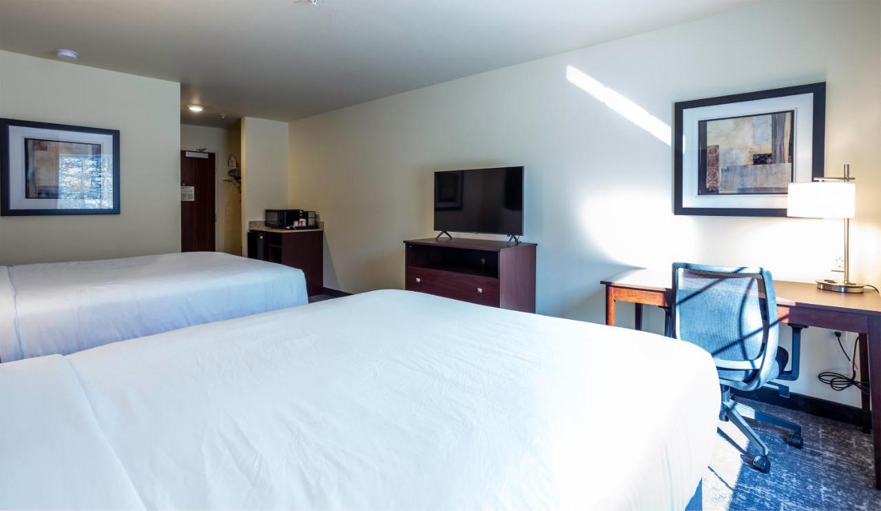 Cobblestone Inn & Suites - Brookville Ngoại thất bức ảnh