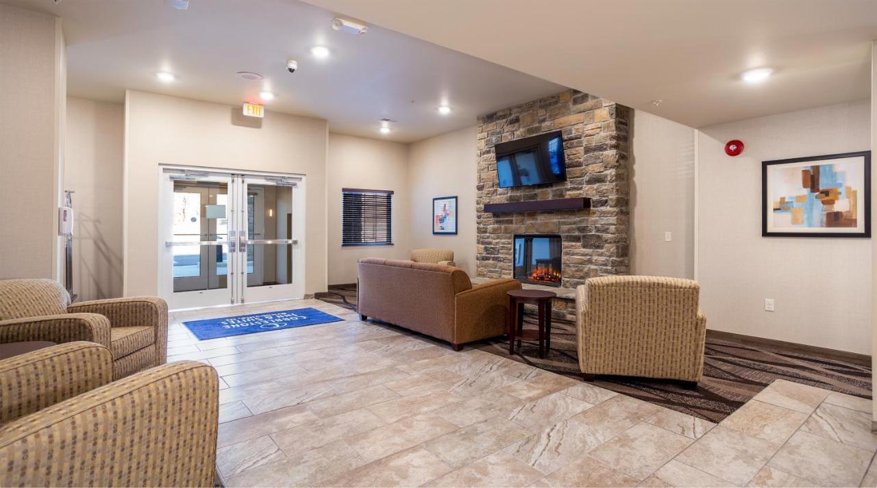 Cobblestone Inn & Suites - Brookville Ngoại thất bức ảnh