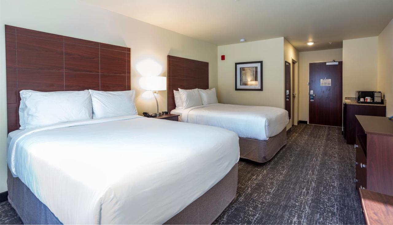 Cobblestone Inn & Suites - Brookville Ngoại thất bức ảnh